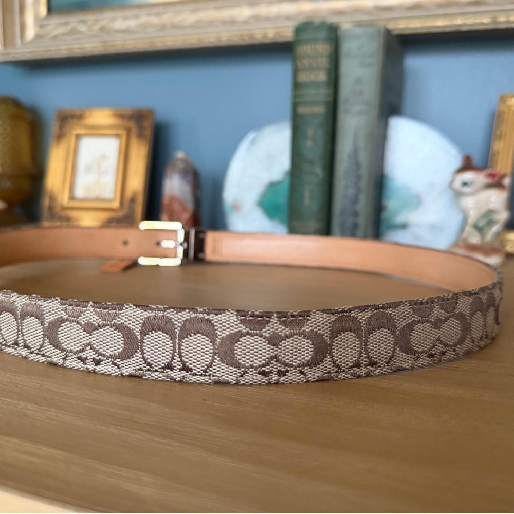 Y2K Coach Signature Brown and Tan monogrammed and leather woman’s Belt - small - Picture 5 of 5